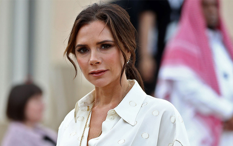 ديفيد بيكهام يدعم زوجته فيكتوريا بيكهام بطريقة مُميّزة